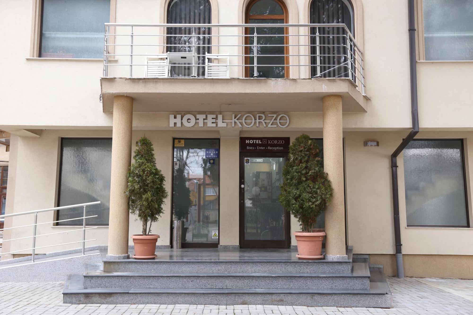 ביטולה Hotel Korzo מראה חיצוני תמונה