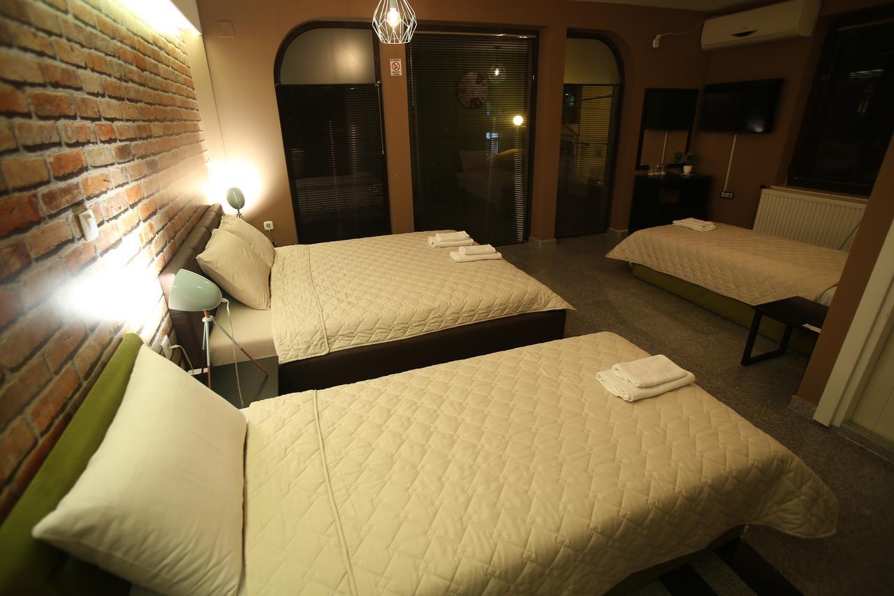 ביטולה Hotel Korzo מראה חיצוני תמונה